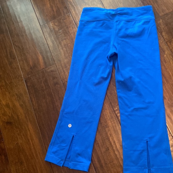 Lululemon gather crow split calf crop leggings 4 beaming blue - Picture 5 of 7